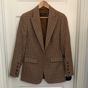 Women’s classic brown checked blazer